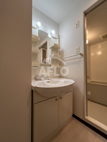 洗面設備　パストラーレ江坂　洗面台