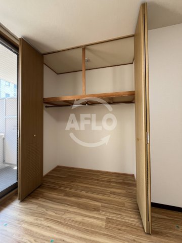 収納　パストラーレ江坂　クローゼット