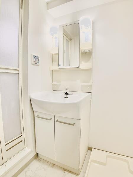 洗面設備　弊社は都内全域の物件をご紹介可能です！