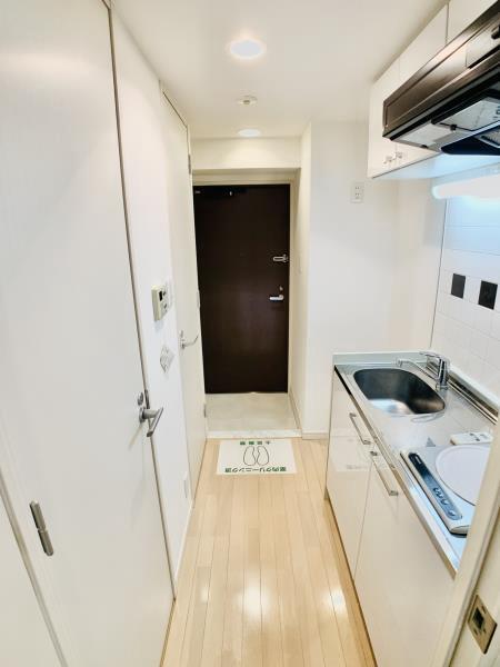 玄関　弊社は都内全域の物件をご紹介可能です！