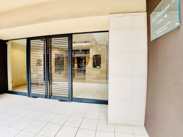 エントランス　弊社は都内全域の物件をご紹介可能です！