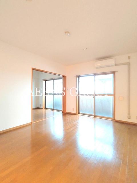 居室・リビング　同仕様