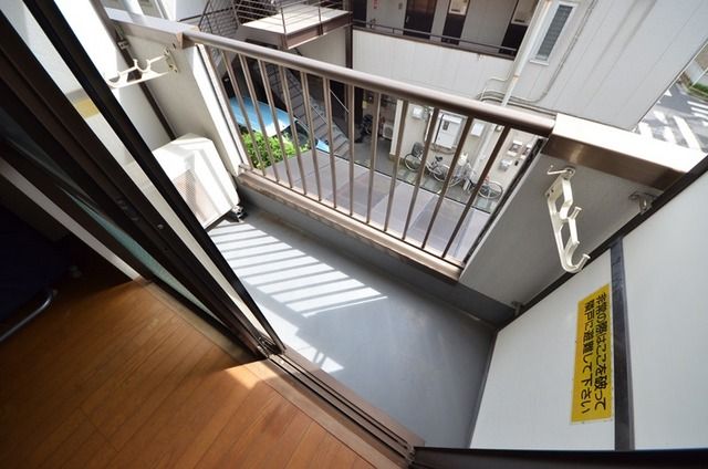 バルコニー　室内・室内設備