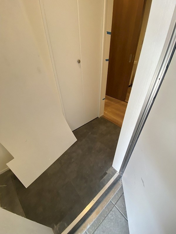 玄関　現況優先