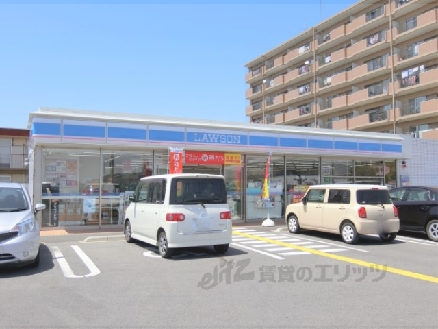 コンビニ　ローソン近江八幡駅南店（コンビニ）まで900m