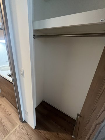 収納　イメージとして同建物他部屋を表示しています