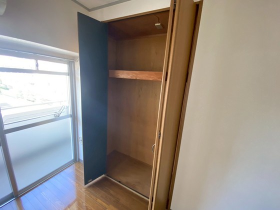 収納　※別号室の写真です。