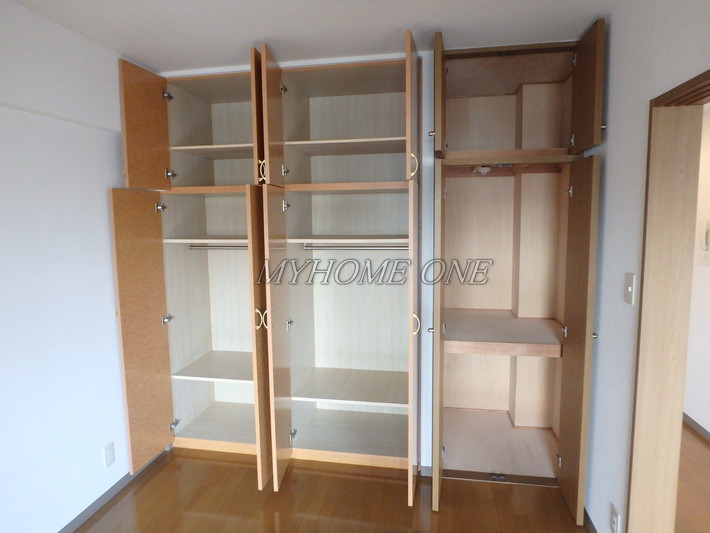 収納　洋室7帖　収納