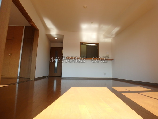 居室・リビング　リビング