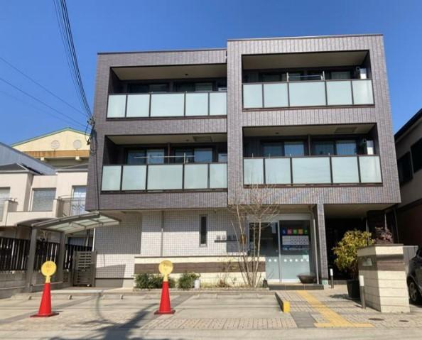 建物外観　落ち着いた雰囲気の外観です