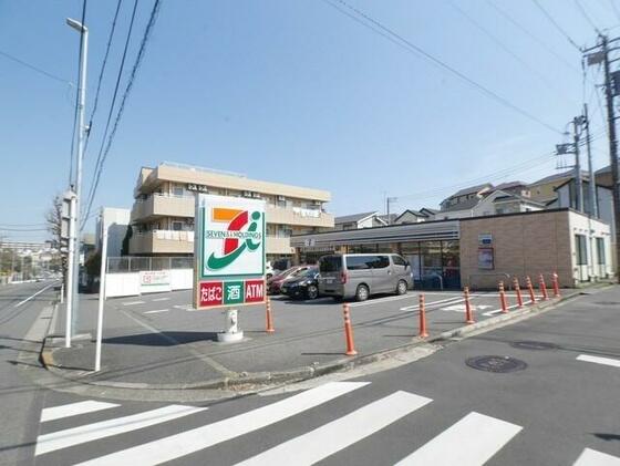 コンビニ　セブン－イレブン　横浜日野９丁目店（コンビニ）まで240m