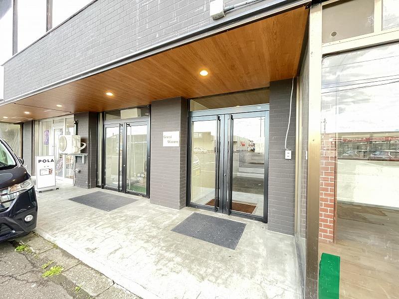 エントランス　エントランス