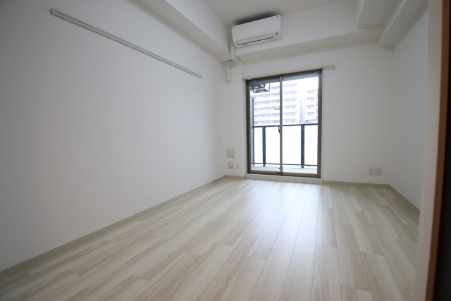 居室・リビング　※別室の参考写真の為、現況優先です。