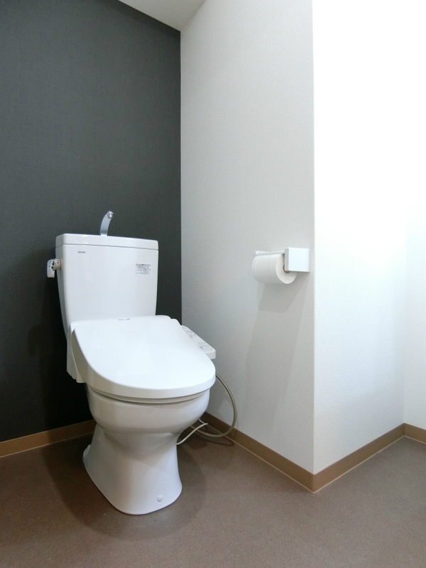 トイレ　※同施工会社のイメージ写真※