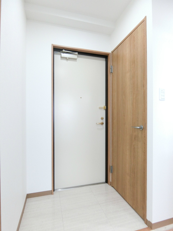 玄関　※同施工会社のイメージ写真※