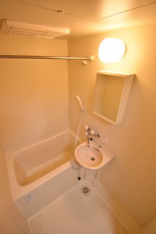 バス・シャワールーム　グランヴァン東池袋II　豊島区東池袋5