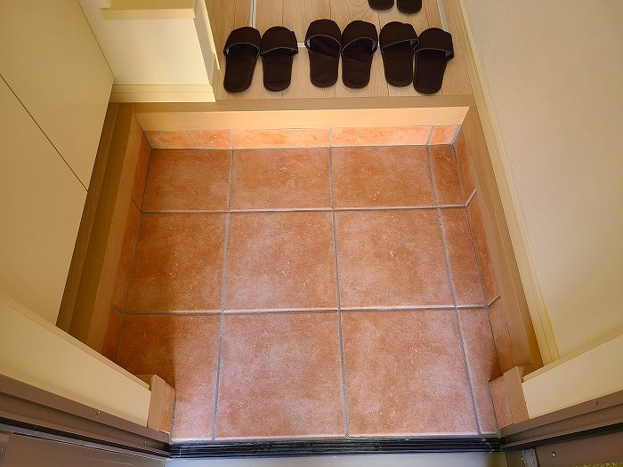 玄関　反転タイプ