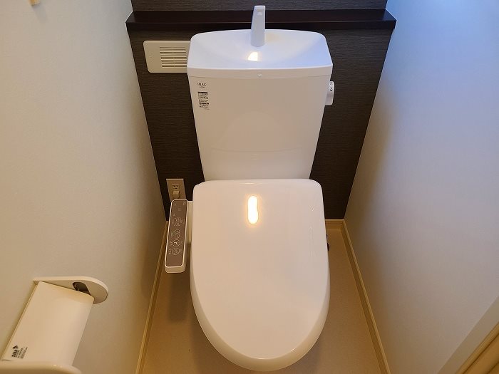 トイレ　反転タイプ