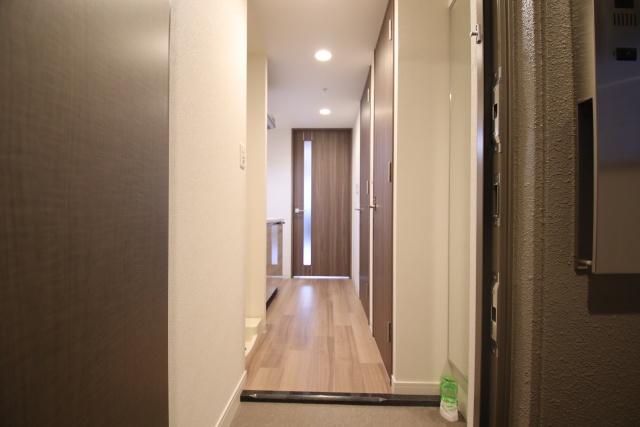 玄関　※別室の参考写真の為、現況優先です。