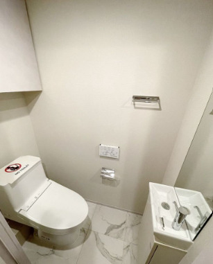 トイレ　参考写真