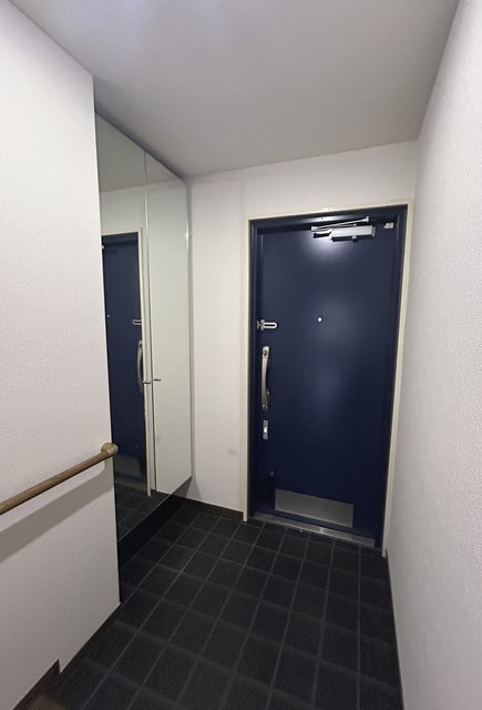 玄関　２０２５年１１月撮影