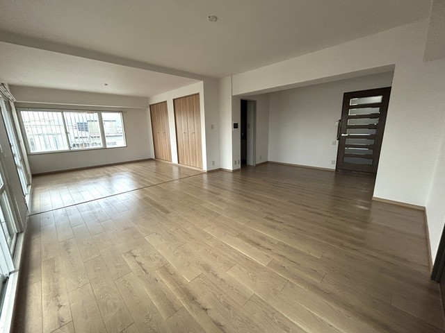 居室・リビング　２０２５年１１月撮影