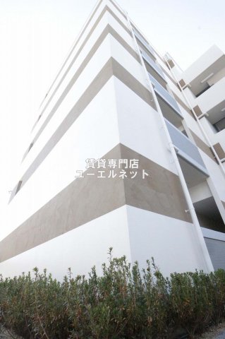 建物外観　シンプルで洗練されたデザインが毎日の暮らしに心地よさをプラス