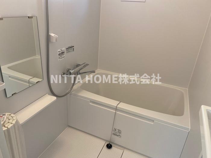 バス・シャワールーム　清潔感のあるバスルームです！！