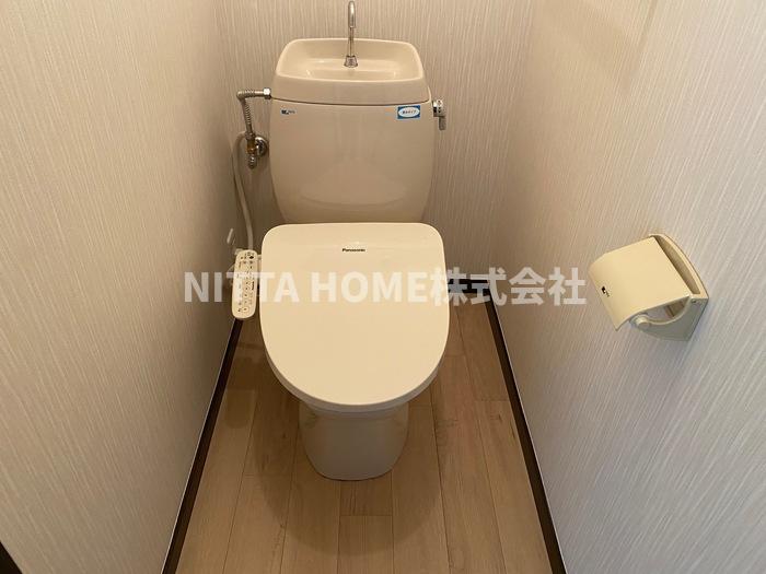 トイレ　温水洗浄便座付きでうれしい＾＾