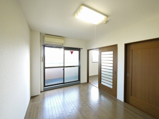 その他部屋・スペース　落ち着いて過ごせるお部屋なので、寝室にいかがでしょうか