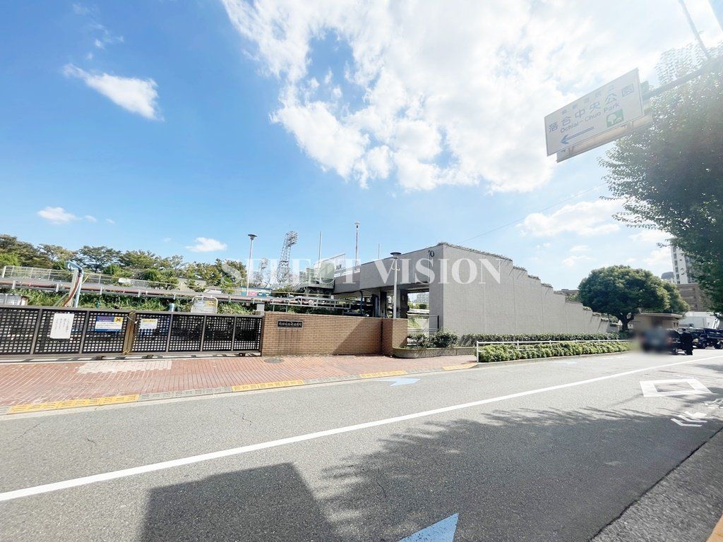 公園　落合中央公園（公園）まで410m