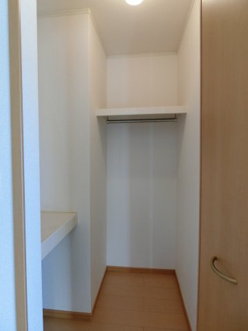 収納　イメージ203号室の写真（反転あり）