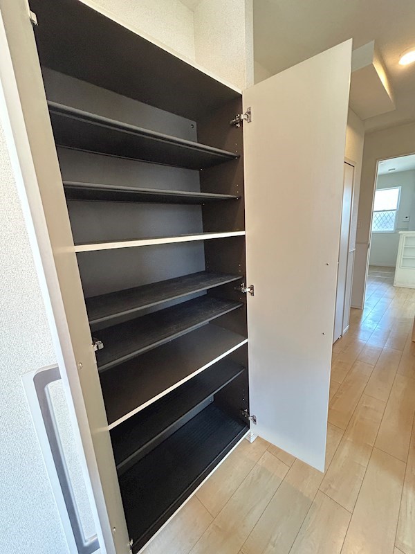 収納　当物件の参考写真です。(同建物の部屋)