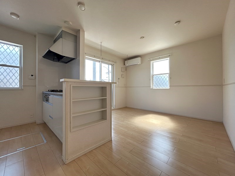 居室・リビング　当物件の参考写真です。(同建物の部屋)