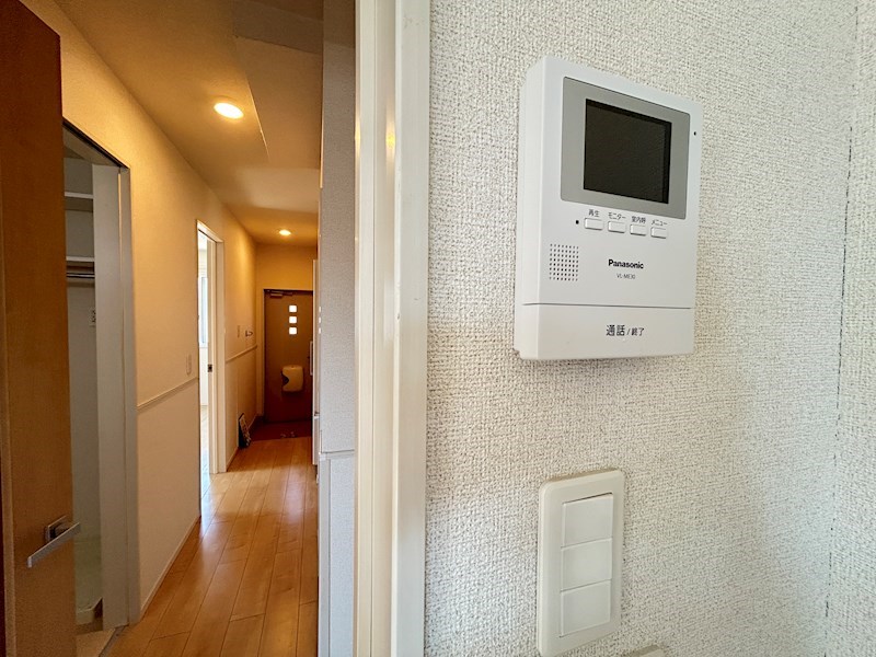 セキュリティ　当物件の参考写真です。(同建物の部屋)