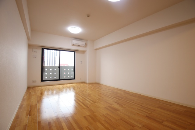 居室・リビング　※別室の参考写真の為、現況優先です。