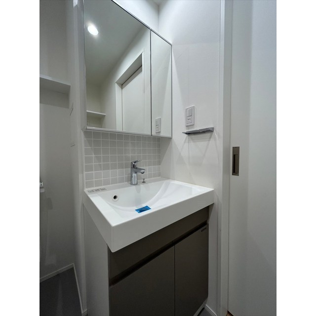 洗面設備　使いやすい洗面所です