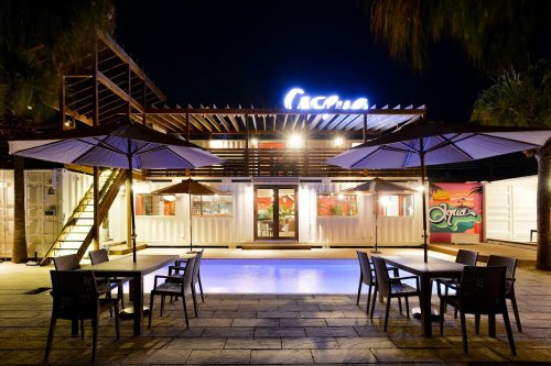 飲食店　aqua south coast(アクアサウスコースト)（飲食店）まで845m