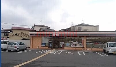 コンビニ　セブンイレブン茨木奈良町店（コンビニ）まで455m