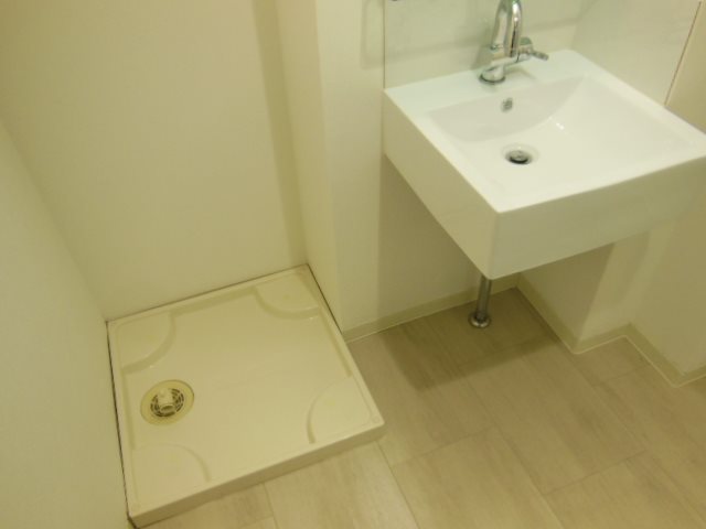 洗面設備　同物件同号室のお写真です。