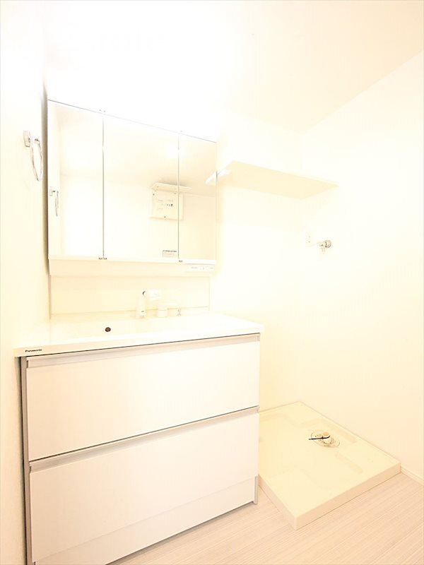 洗面設備　洗面所　同仕様内装