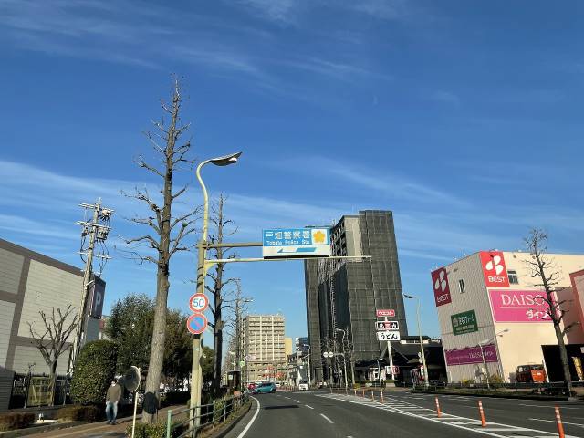 その他　ダイソー＆アオヤマ１００円プラザ戸畑初音店（その他）まで977m