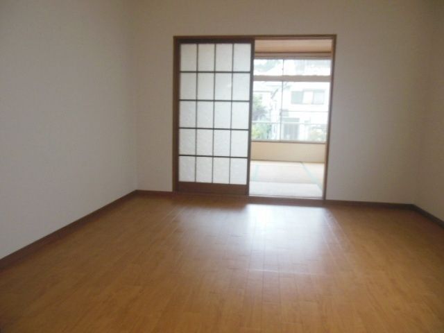 居室・リビング　★お部屋探しは、タウンハウジング多摩センター店へ★