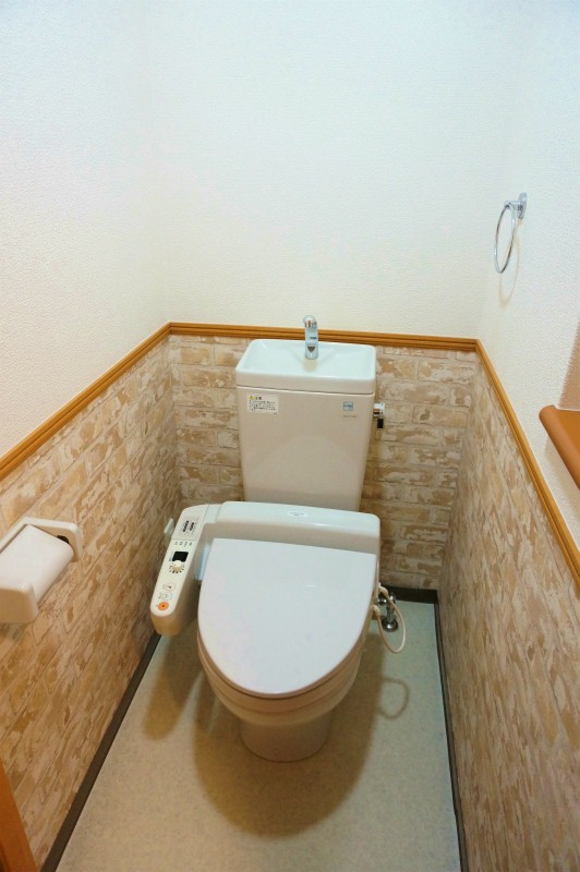 トイレ　ゆったりとした空間のトイレです