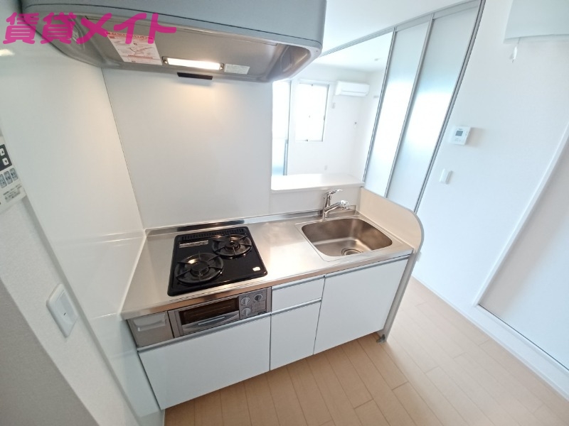 キッチン　同型参考写真