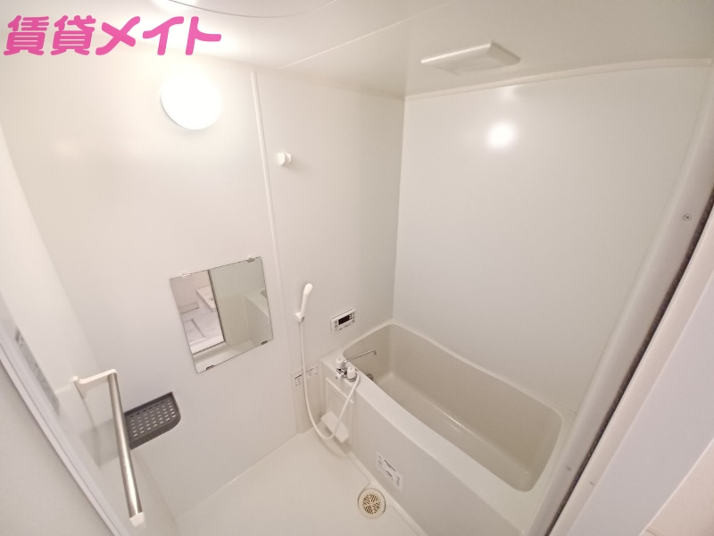 バス・シャワールーム　同型参考写真