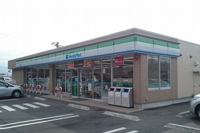 コンビニ　ファミリーマート　岡谷神明町店（コンビニ）まで400m