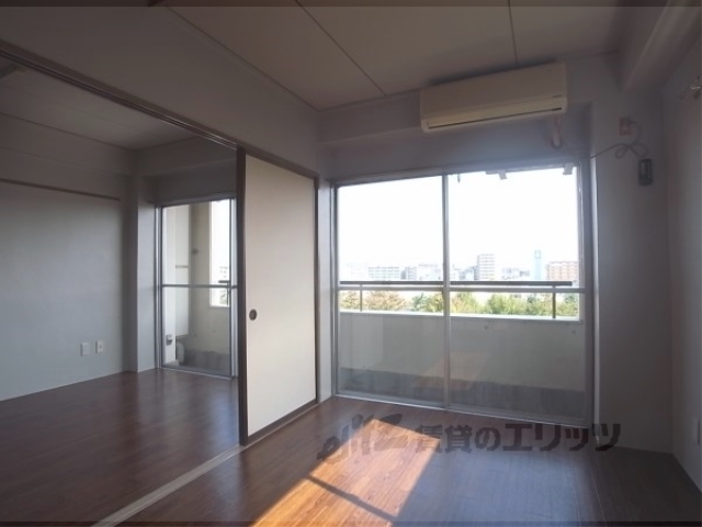 居室・リビング　洋室