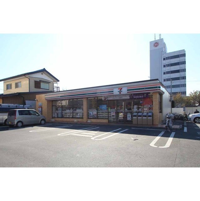 コンビニ　セブンイレブン土浦市民会館前店（コンビニ）まで852m