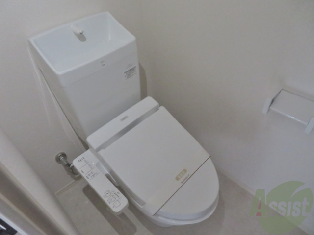 トイレ　こちらはトイレです。清潔感があり、安心して使用できます。